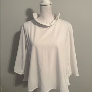 EUC Pomander Place (Tuckernuck) White Ruffle Bow Top